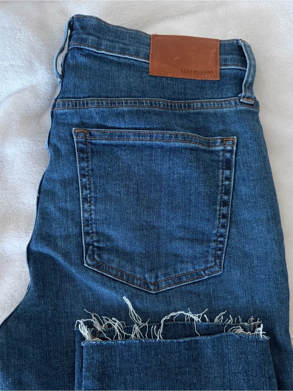NWOT J. Crew Women's Cropped Frayed Hem Jeans size 28
